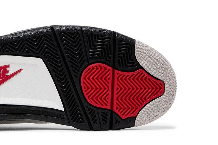 Air Jordan 4 Retro OG 'White Cement' (FV5029-100)